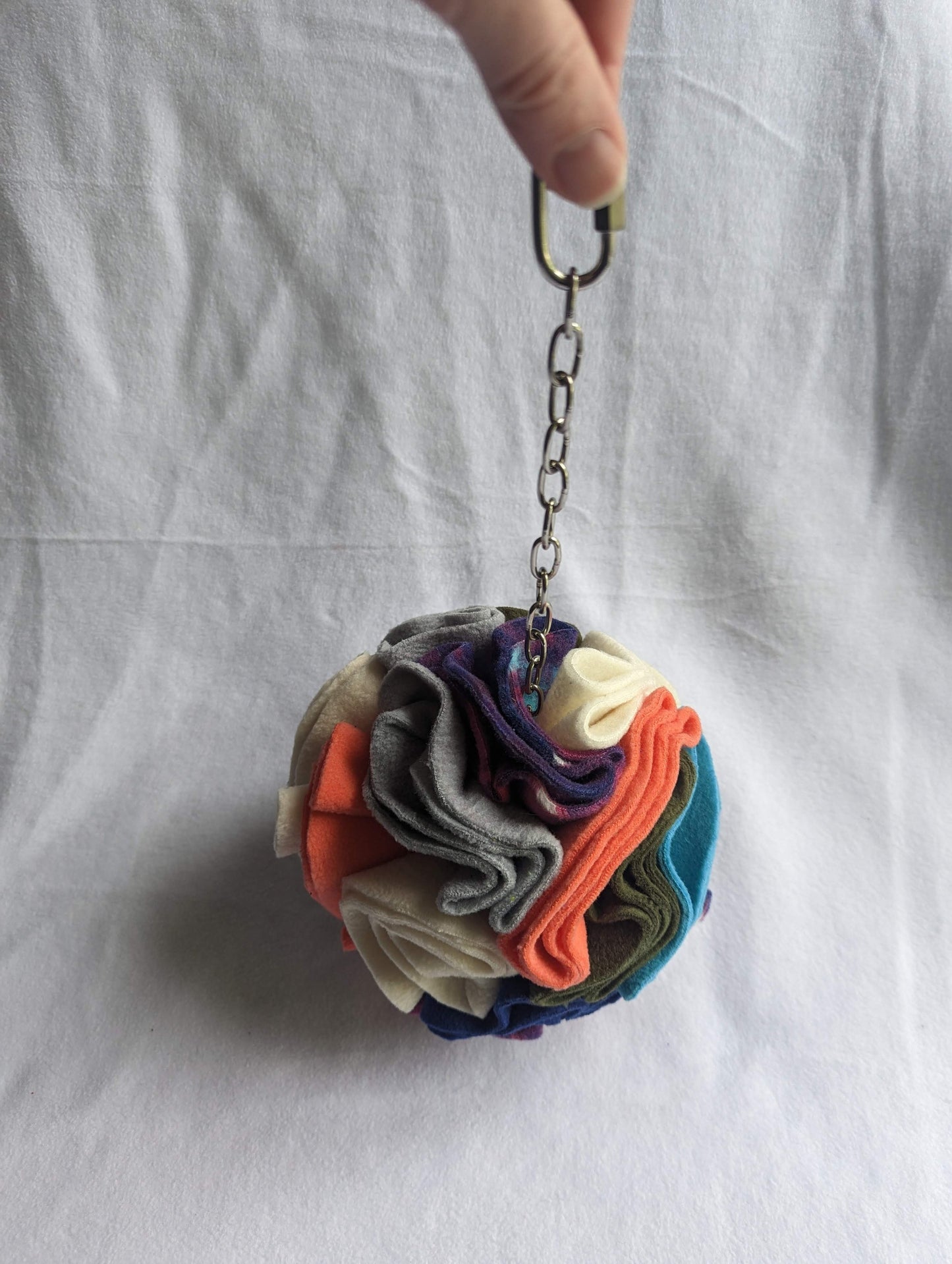 Hanging Snuffle Ball Mini